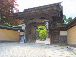 高野山で宿坊体験