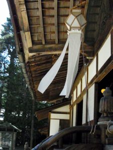 金剛峯寺の切子灯籠です。写真