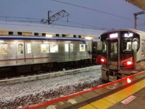 橋本駅の雪の写真